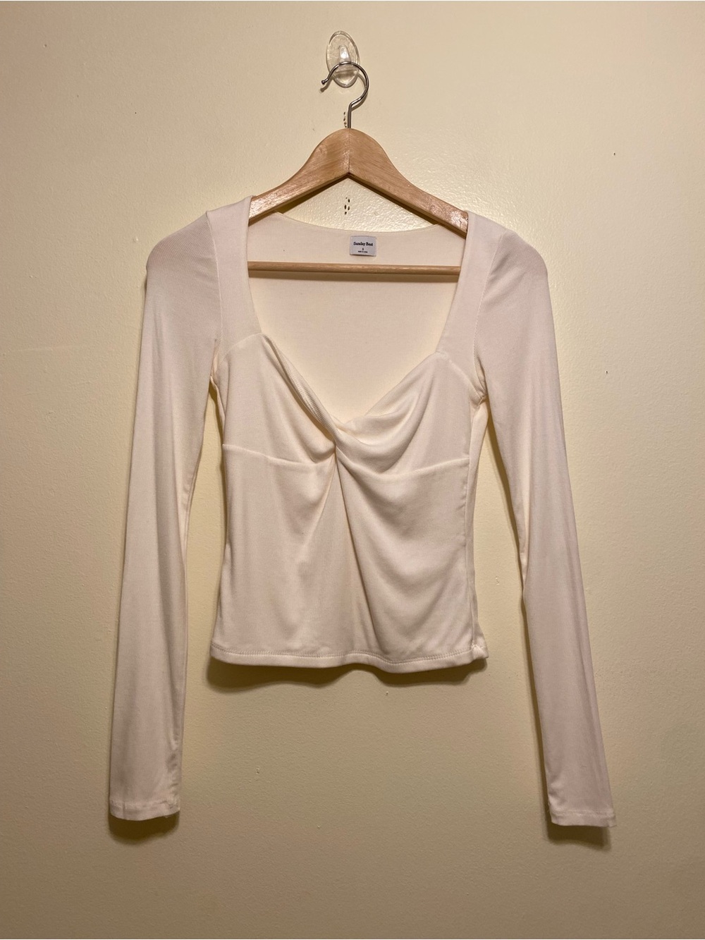 Sunday Best Aritzia Cream Long Sleeve Draped Square Neck Top. Size S